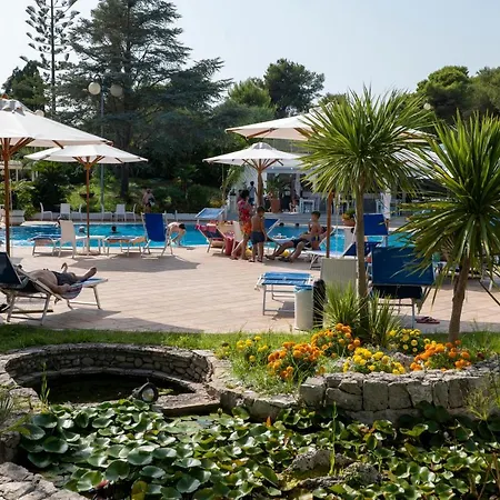 מלון Santa Lucia 3*