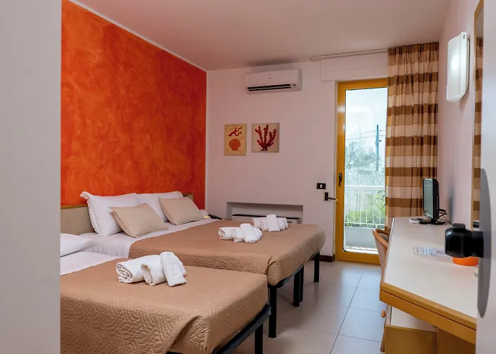 Santa Lucia 3*