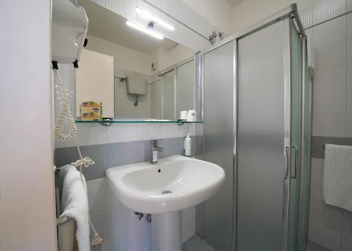Santa Lucia Hotel 3*