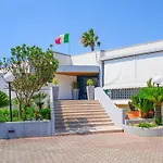 Santa Lucia Hotel 3*