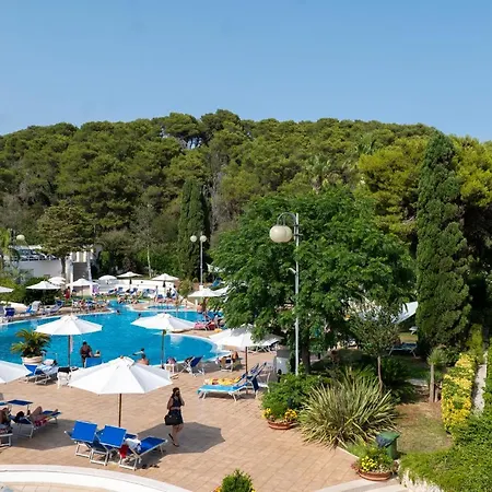 מלון Santa Lucia 3*