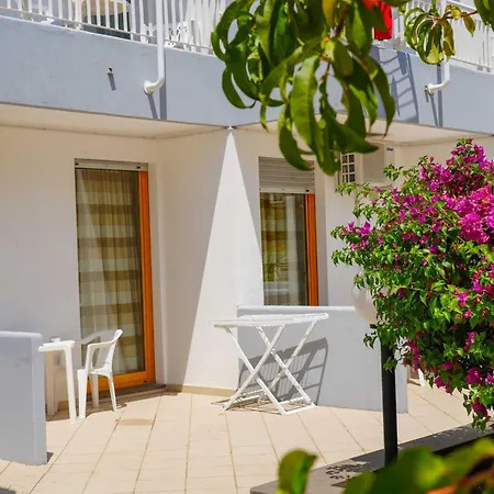Santa Lucia Hotel